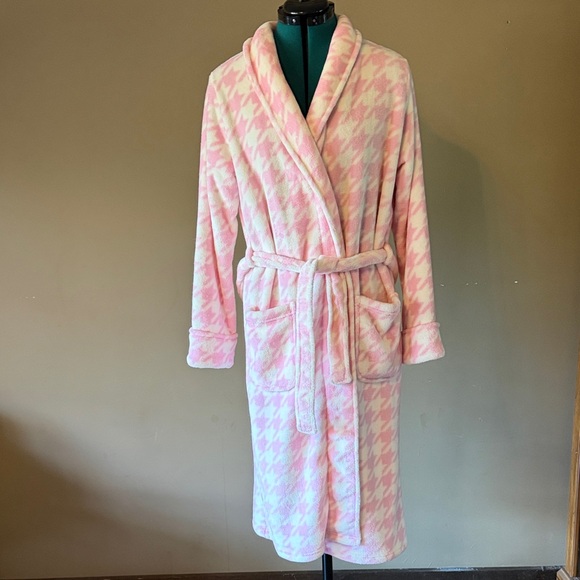 Pink Houndstooth Women's Robe - Picture 1 of 1